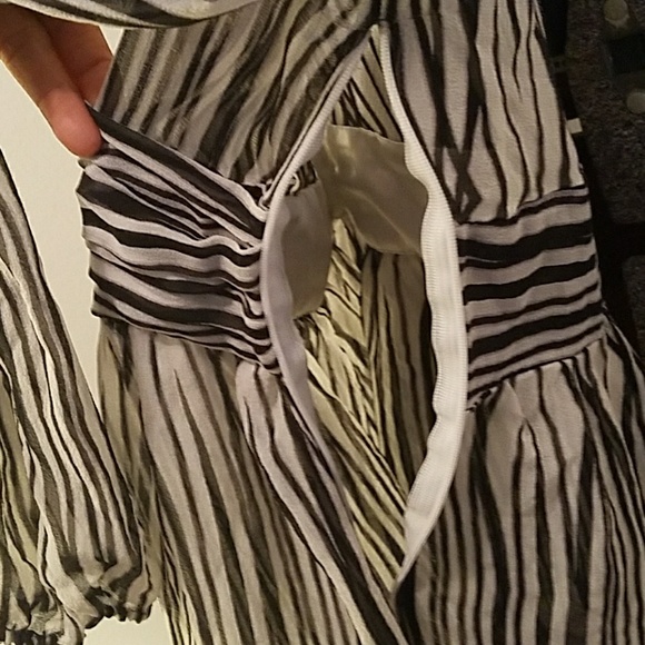 Express Women Top - Picture 8 of 8